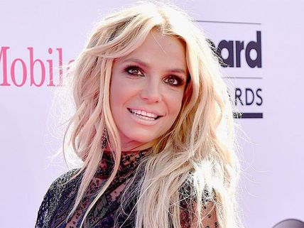 Britney Spears Almost Drowned While Vacationing In Hawaii