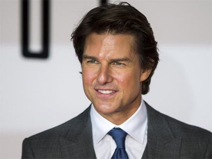 Tom Cruise Travels By Private Jets To Carry His Gym Kit