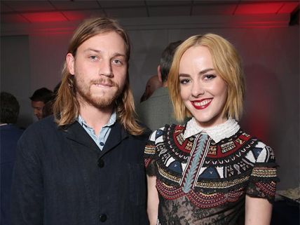 Jena Malone Confirms Her Engagement With Ethan DeLorenzo Via Instagram 