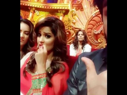 Comedy Nights Bachao To Go Off Air; Anita Hassanandani & Karan Wahi Get Emotional!
