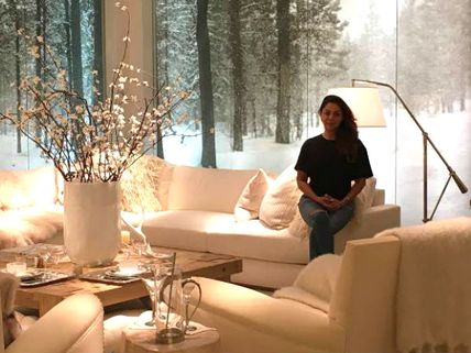 New Pictures! Gauri Khan Spotted Without A Tinge Of Make-up; You Won't Believe How She Was Looking!