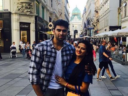 In Pics, Kratika Sengar Holidaying In Europe With Hubby Nikitin Dheer!