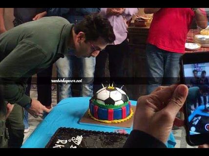 Rishi Kapoor Says He's Proud Of Ranbir Kapoor & No, It's Not A Troll!