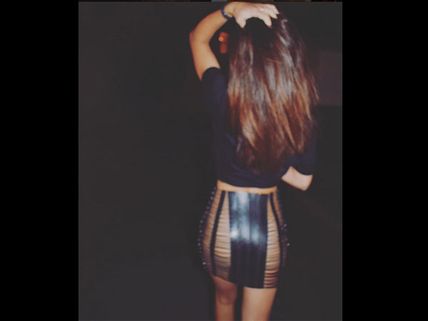 HOT! Can You Guess Who This Stunning Beauty Is?