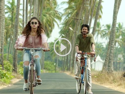 Must Watch Video! Dear Zindagi Teaser Is Out; Shahrukh Khan & Alia Bhatt Are All Heart..