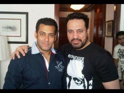 Salman Khan's Bodyguard Shera Attacks & Threatens A Man At Gunpoint! Faces Assault Charges