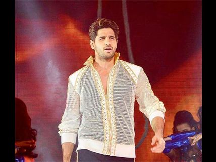 TWICE THE FUN! Sidharth Malhotra To Star In A Double Role In Reloaded