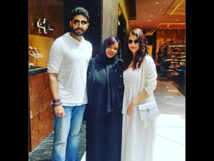 What A Beautiful Couple! Aishwarya Rai & Abhishek Bachchan's New Dubai Picture Is So Lovely!