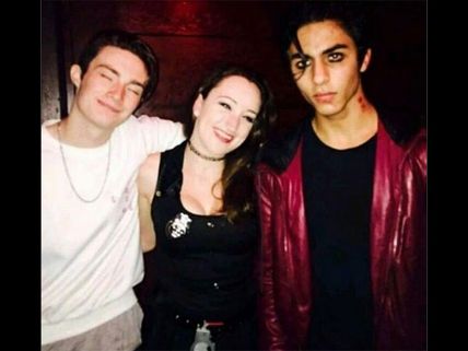 Shahrukh Khan's Son Aryan Khan Looks So Devilish In His New Picture