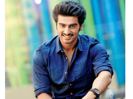 Arjun Kapoor Lashes Out At A Publication For A Disgusting Headline On His Mother!