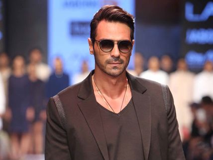Arjun Rampal Thanks All His Co-stars For The Success He Received In Bollywood!