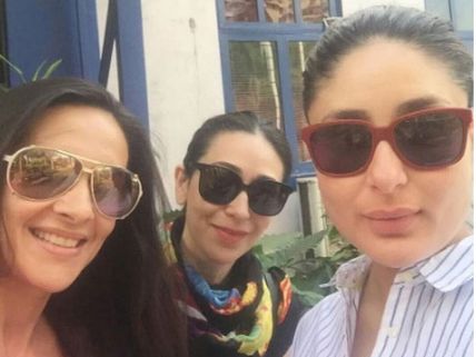 Pregnant & Glowing! Kareena Kapoor Spends Time With Karisma Kapoor & Tara Sharma