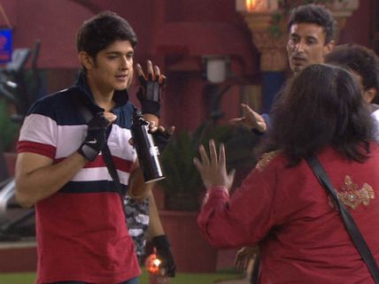 Bigg Boss 10: Rohan Mehra’s Father Says ‘Om Swami Has Crossed His Line’!