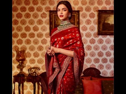 Deepika Padukone Struggles While Shooting For The First Song Of Padmavati; Here's Why