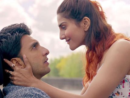 Ranveer Singh Talks About His Kissing Scenes In Befikre, Arguments With Aditya Chopra & Much More!