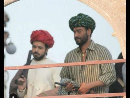 From The Sets Of Baadshaho: Check Out These New Pics Of Ajay Devgn-Emraan Hashmi’s Jodhpur Shoot!