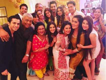 Yeh Hai Mohabbatein Completes Three Glorious Years; Mihika Verma Back On YHM Sets! (PICS)
