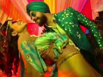 MUST WATCH! SuKish Wedding Mannequin Challenge: The Bride, Groom & The Guests Pose In Style!