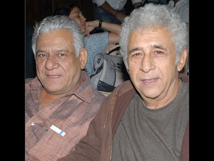When Om Puri Jumped To Save Naseeruddin Shah's Life After A Knife Attack By A Former Friend