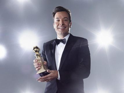 Golden Globe Awards 2017:  Jimmy Fallon Sets The Ball Rolling In Style
