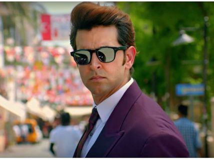 Hrithik Roshan Says Romance Is The Most Dangerous Thing! Calls It An Illusion!