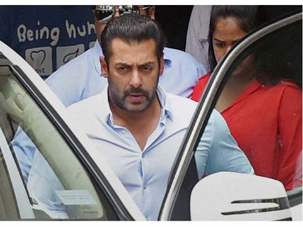 Breaking! Jodhpur Court Acquits Salman Khan On The Arms Act Case, Gives 'Benefit Of Doubt'!