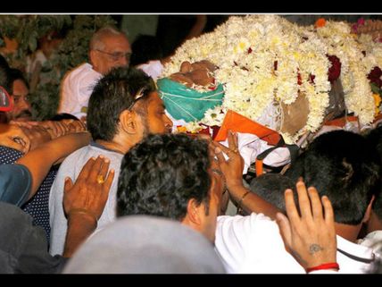 In Pictures: The Bachchans & Other B-town Celebs Pay Their Last Respects To Om Puri