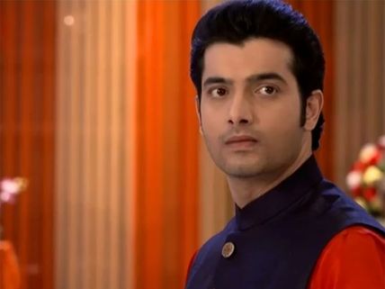 Kasam Spoiler: Rishi Agrees To Marry Malaika; Rohit Khurana Enters The Show As Rishi's Step-brother!