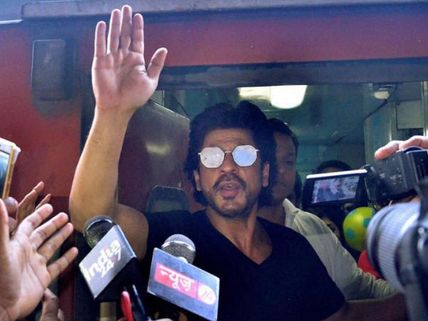 Shahrukh Khan Blasts The Indian Media! Tells Them To Learn Something From Their Western Counterparts