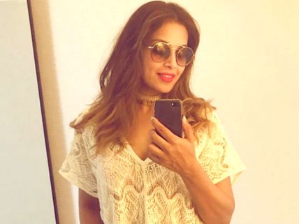 B-town Celebs Wish 'Gorgeous Girl' Bipasha Basu On Her Birthday!