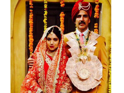 Akshay Kumar Shares A Picture From 'Toilet Ek Prem Katha'!