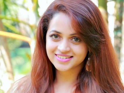 INSPIRING: Bhavana Starts Shooting For Prithviraj's Adam!