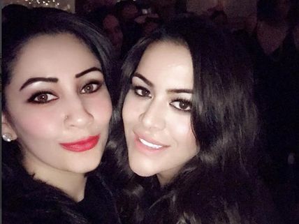 Sanjay Dutt’s Wife Maanyata Posts Selfie With His Daughter Trishala!