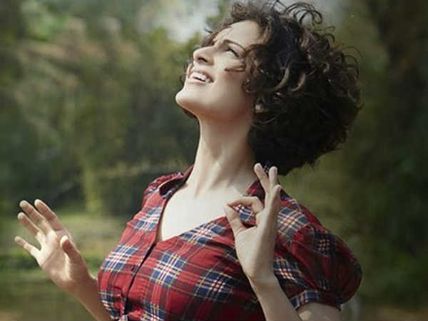 Rangoon: Kangana Ranaut Lives It Up In Vishal Bhardwaj's Recreated Version Of Tippa!