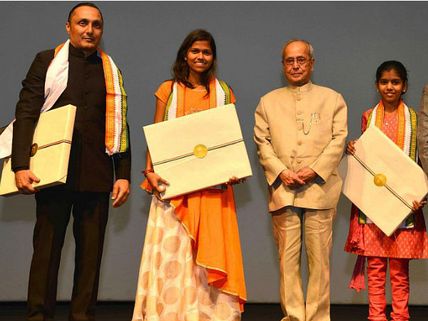President Pranab Mukherjee Watches Rahul Bose's 'Poorna' At The Rashtrapati Bhavan