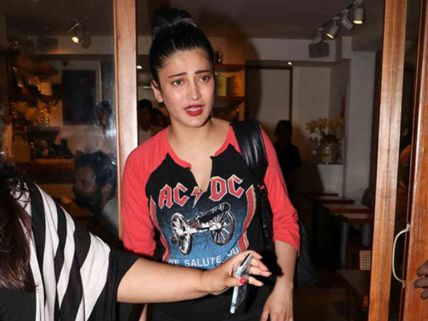 It's AC/DC For Shruti Haasan!