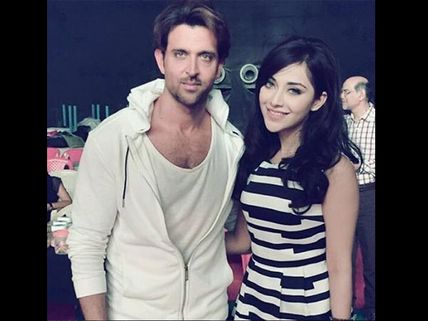 Sorry For Misleading Headlines: Model Angela Krislinzki Apologises To Hrithik Roshan