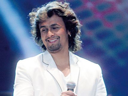 Sonu Nigam Gets Slammed By Twitterati For Comparing 'Azaan' To 'Gundagardi'