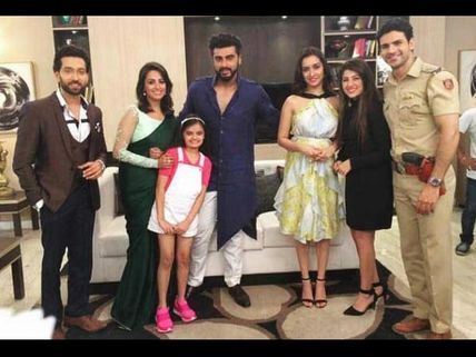 Ishqbaaz & YHM Actors Shoot For Star Parivaar Awards – Curtain Raiser Episode With Arjun & Shraddha!
