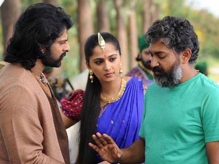UNFORTUNATE! Anushka Shetty's Bollywood Debut Gets Cancelled; Is Baahubali 2 The Reason?