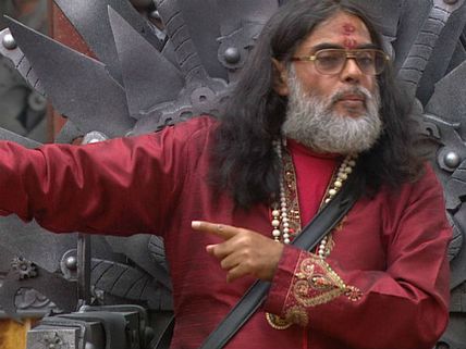SHOCKING! Bigg Boss 10 Contestant Om Swami Enjoys Lap Dance; Video Goes Viral!