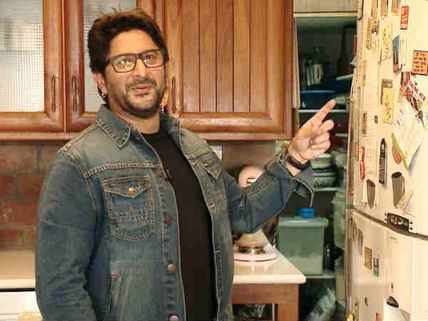 Uh Oh! Arshad Warsi Suffers Knee Injury, Advised Bed Rest