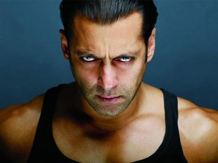 SHOCKING INCIDENT! When Salman Khan Unzipped His Pants In Front Of A Female Reporter To Take REVENGE