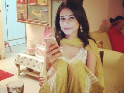 Beyhadh Actress Aneri Vajani Shuts Down Body-shaming Trolls!