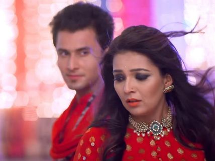 Dil Bole Oberoi SPOILER: Rudra Brings Bhavya To Oberoi Mansion; Fakes His Marriage With Bhavya!