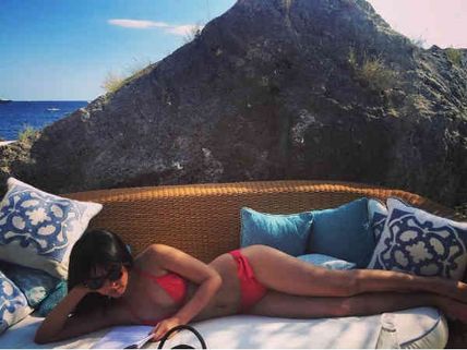 VIRAL! Salman Khan's Tubelight Co-star Zhu Zhu Is A Hottie; Her Bikini Picture Says It All