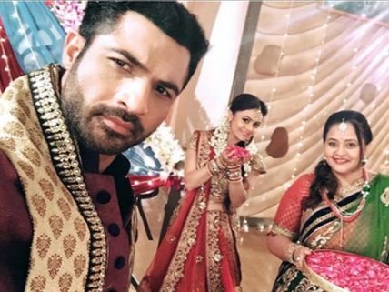 Saath Nibhana Saathiya Last Day Shoot! Mohammad Nazim, Devoleena Bhattacharjee & Others Bid Goodbye!