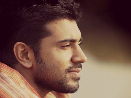 Nivin Pauly Steals Hearts With His Kind Gesture!