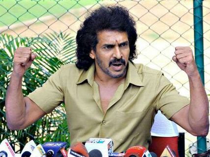 Real Star Upendra Starts Listening To The Problems Of General Public!