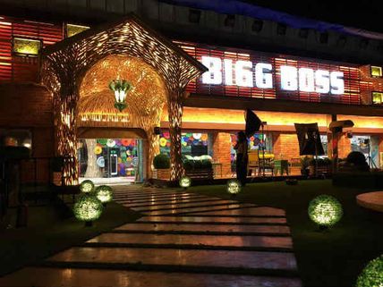 FIRST LOOK! Inside PICTURES Of Bigg Boss 11 House